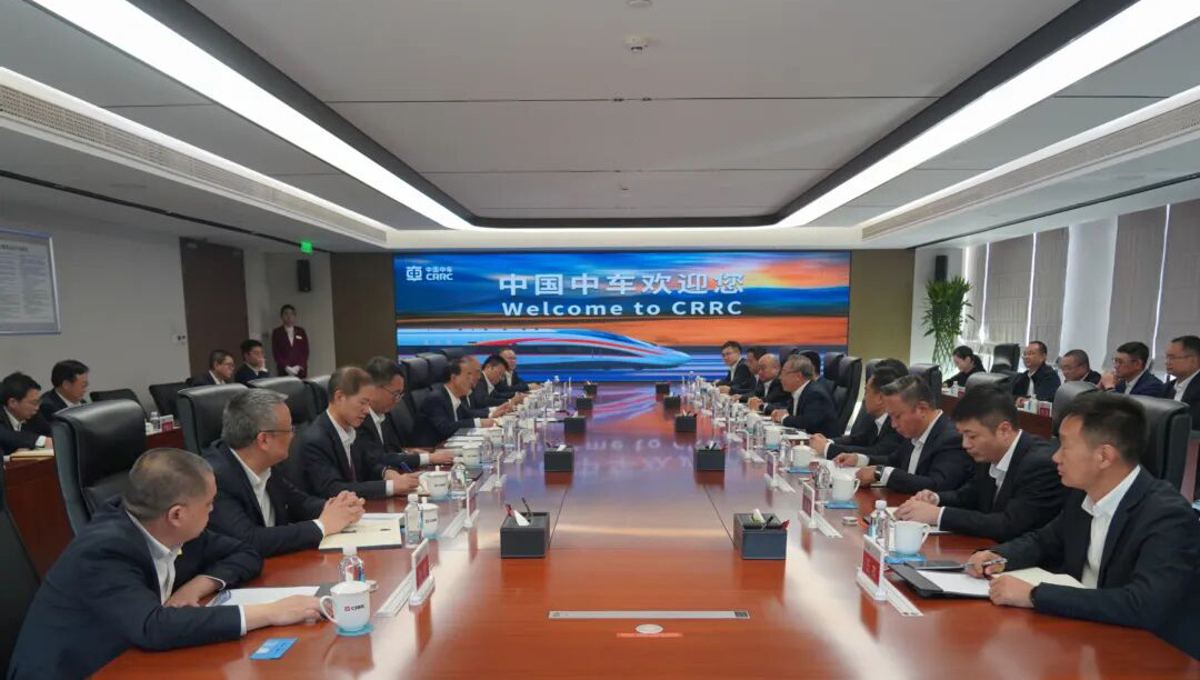 刘敬桢、徐鸿与中国中车党委书记、董事长孙永才座谈交流